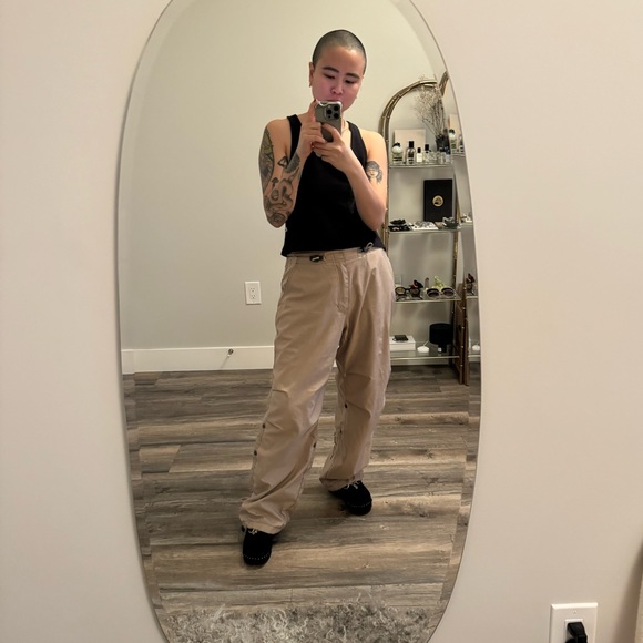 VINTAGE Y2K GAP EMBROIDERED SHOCKCORD PANT - Picture 2 of 8